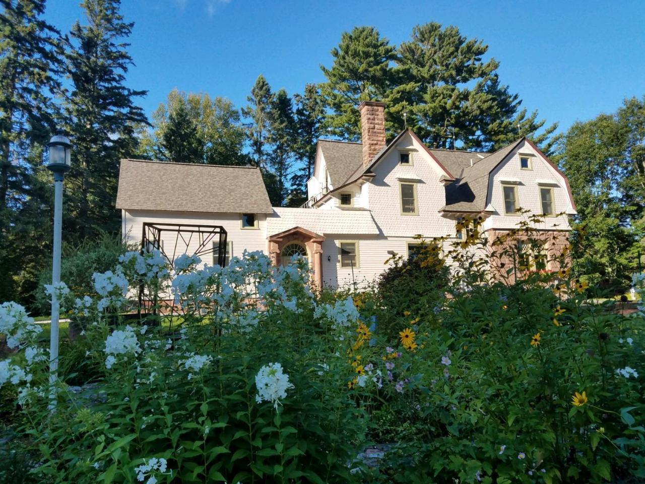 Pinehurst Inn Bed & Breakfast Bayfield Exterior foto